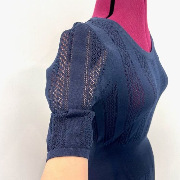 BCBGMaxazria Kory Navy Blue Knite Dress, no underlining M - Picture 4 of 9